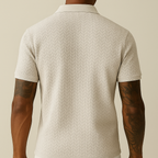 Polo de Hombre con Cuello Moderno