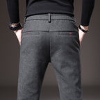 Pantalones elegantes de corte ajustado