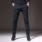 Pantalones elegantes de corte ajustado