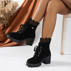 Tania - Botines con encaje y tacón grueso